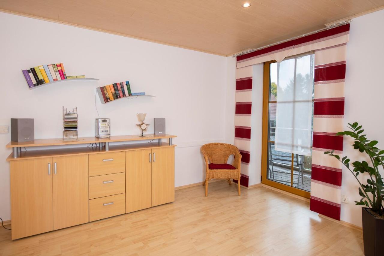 Ferienwohnung Forster Мусбах Екстериор снимка